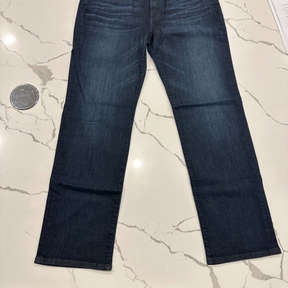 Men's Joe's Jeans. Classic, 38 x 34 - Picture 4 of 5